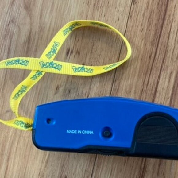 Pokemon Pocket Cam Camera 35mm- 1999 - Cap N Crunch Promo Clean Fast Shipping - Picture 4 of 12